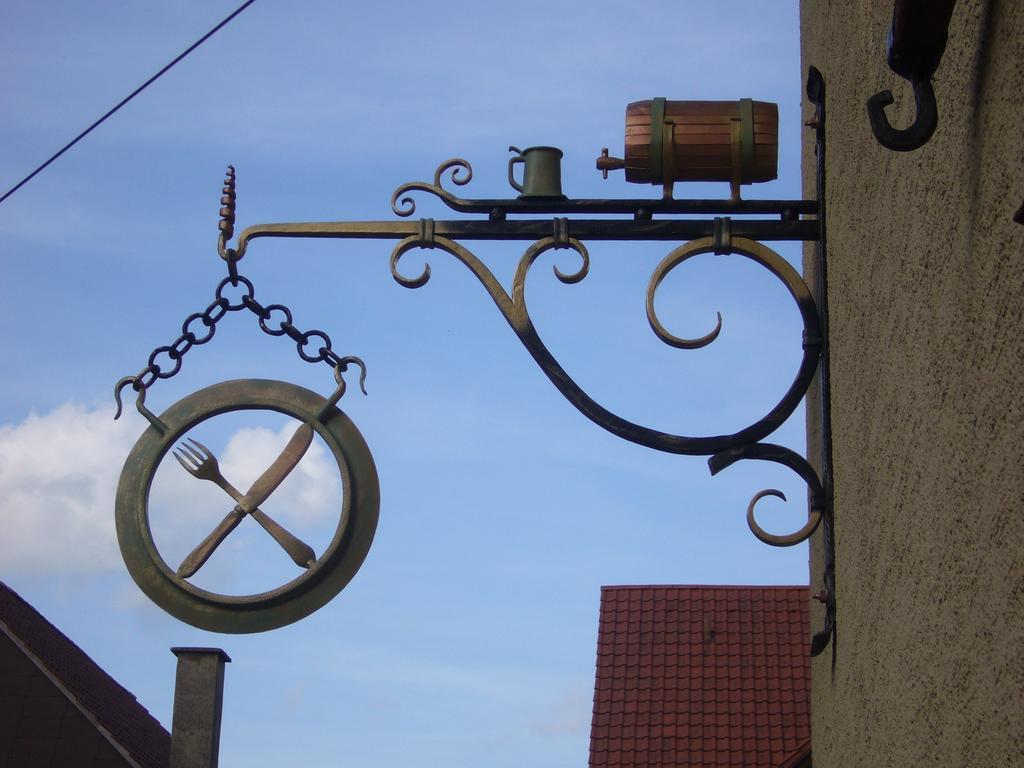 Landgasthaus Loewen Mit Gaestehaus Holzhausen  Kültér fotó